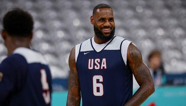 نجح جيمس منتخب بلاده في الفوز بالميدالية الذهبية في كرة السلة خلال أولمبياد باريس - يلا شوت - Yalla Shoot اهم مباريات اليوم بث مباشر كورة لايف نجح جيمس منتخب بلاده في الفوز بالميدالية الذهبية في كرة السلة خلال أولمبياد باريس